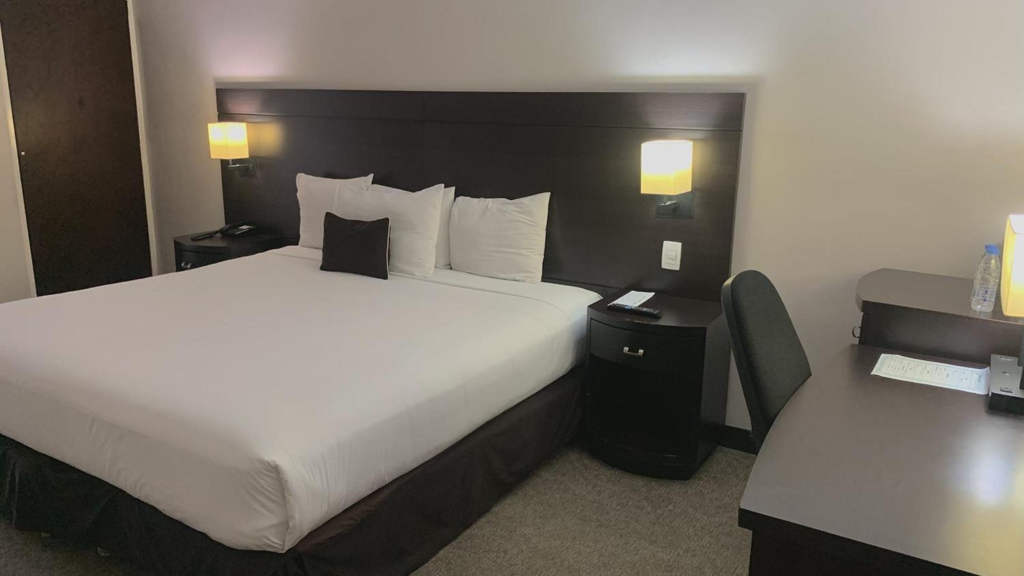 Hotel Chacao Suites كراكاس المظهر الخارجي الصورة