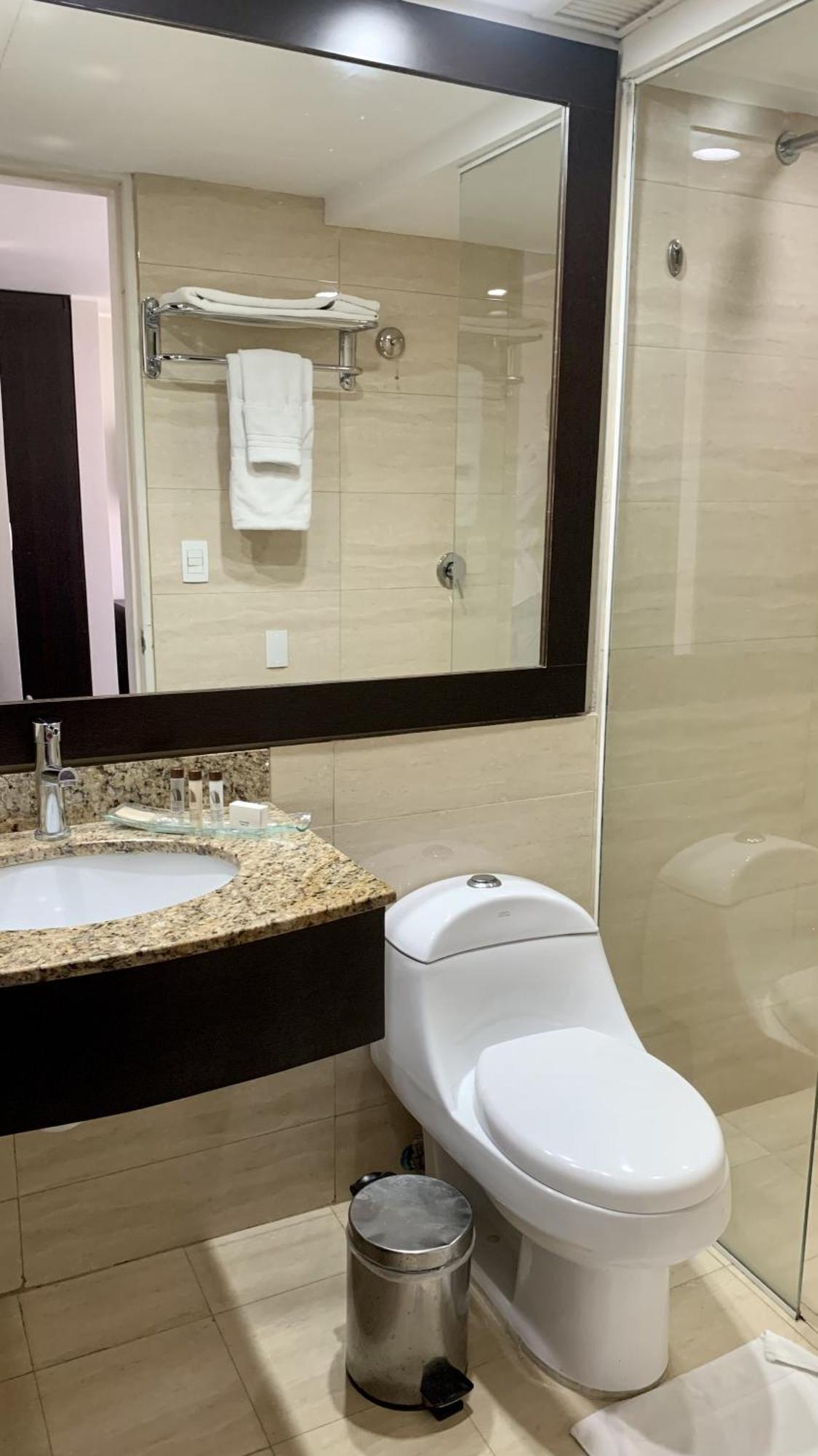 Hotel Chacao Suites كراكاس المظهر الخارجي الصورة